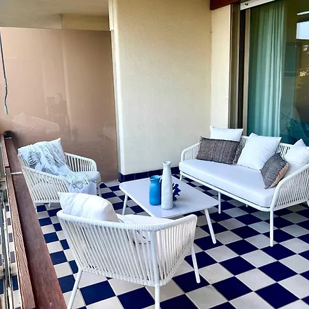 Lägenhet Arts At Station